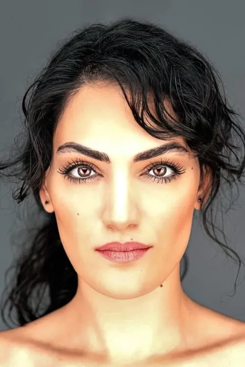 Ece Kazimoglu ha trabajado con Sezgin Uzunbekiroğlu en 1 ocasiones