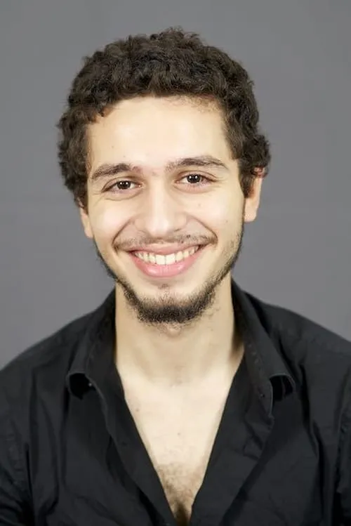 Shadi Mar'i interpretando a 