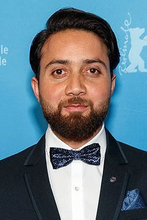 Shahnawaz Bhat interpretando a Rafiq