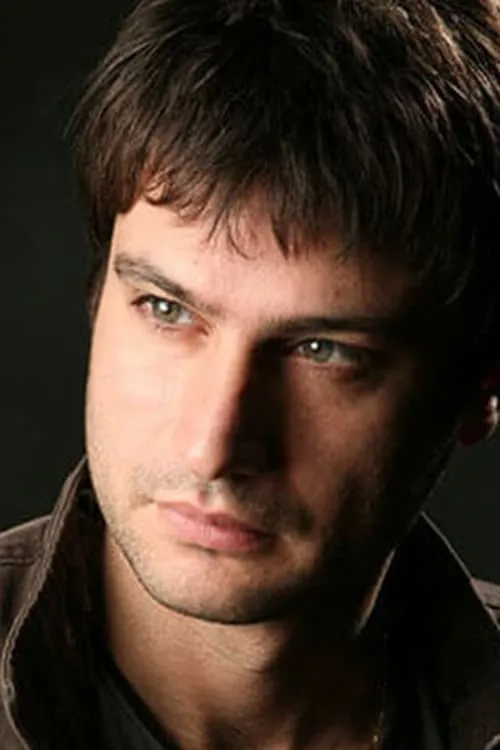 Foto de perfil del actor Shahram Haghighatdoust en el reparto