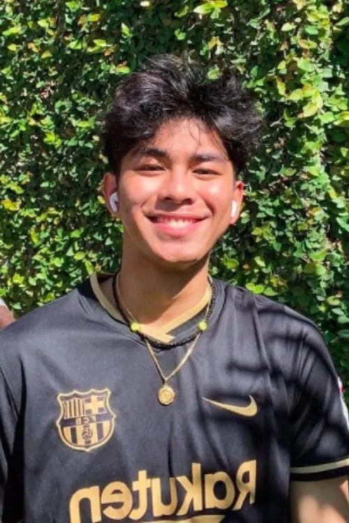 Shan Vesagas — personaje: Kian