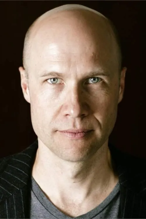 Paolo Rotondo ha trabajado con Shane Bartle en 1 ocasiones