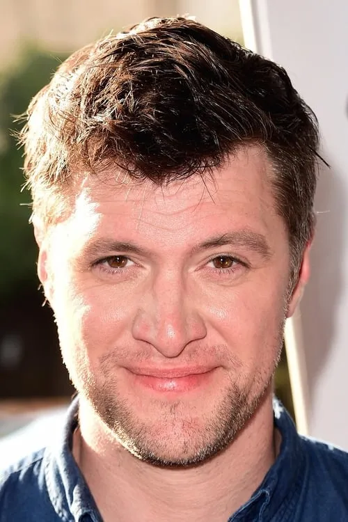 Shane McRae interpretando a Shaun Knox