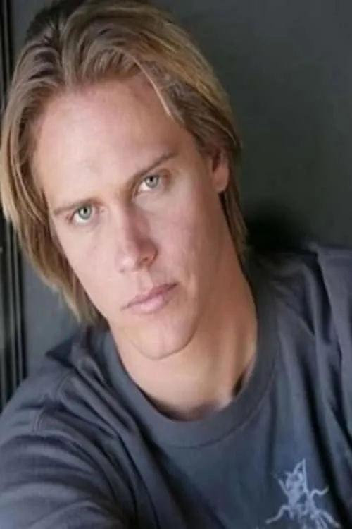 Shane van Dyke en su biografía y filmografía