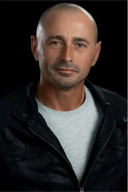 Daniel F. Malone ha trabajado con Shannon Brimelow en 1 ocasiones