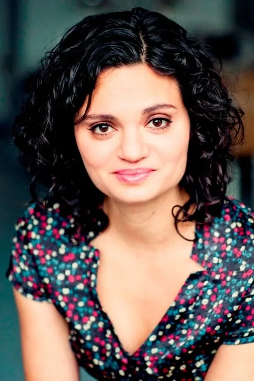 Alex Trahan ha trabajado con Sharon Ibgui en 1 ocasiones