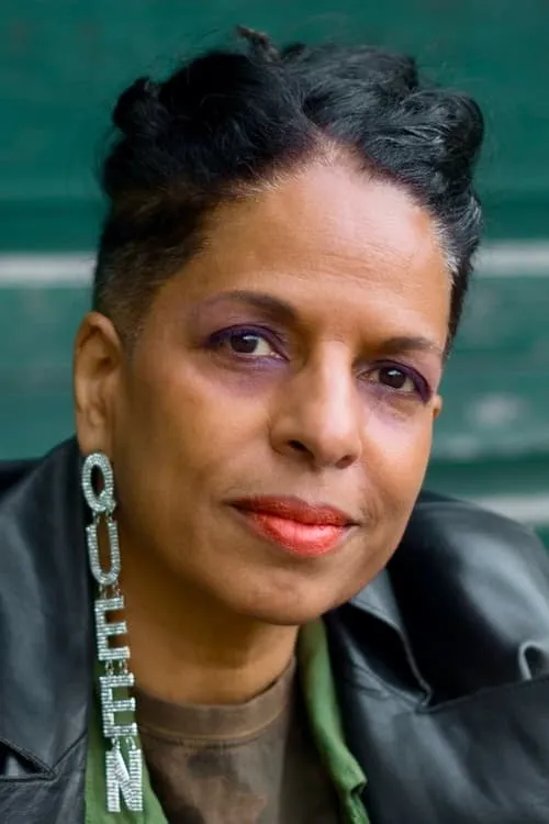 Sharon Lewis interpretando a Barbara