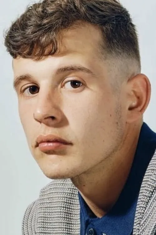 Mia McKenna-Bruce ha trabajado con Shaun Thomas en 1 ocasiones