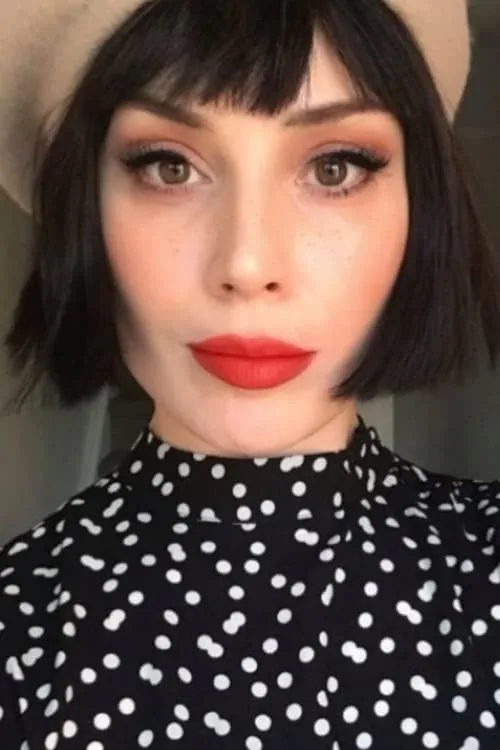 Shawna Lee — personaje: Self