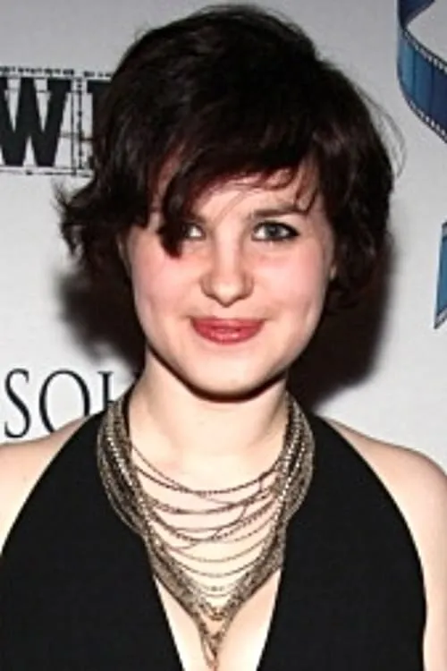 Shayna Levine interpretando a Michelle