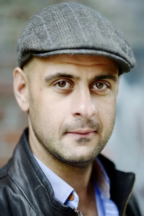 Shebly Niavarani interpretando a Babblan Krubblo