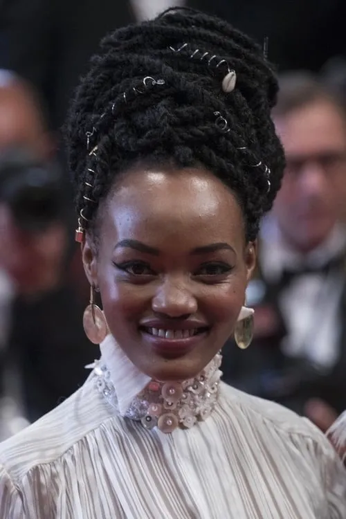 Justin Mirichii ha trabajado con Sheila Munyiva en 1 ocasiones