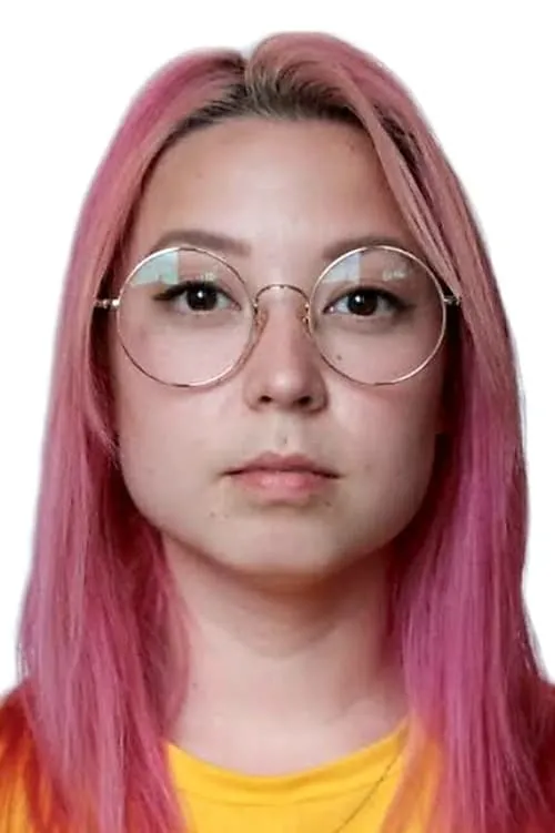 Shelby Chikazawa — personaje: Self - SOSA Social Media Lead