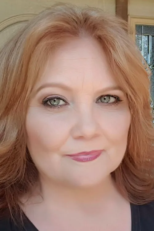 Shelley Waggener interpretando a Sonya