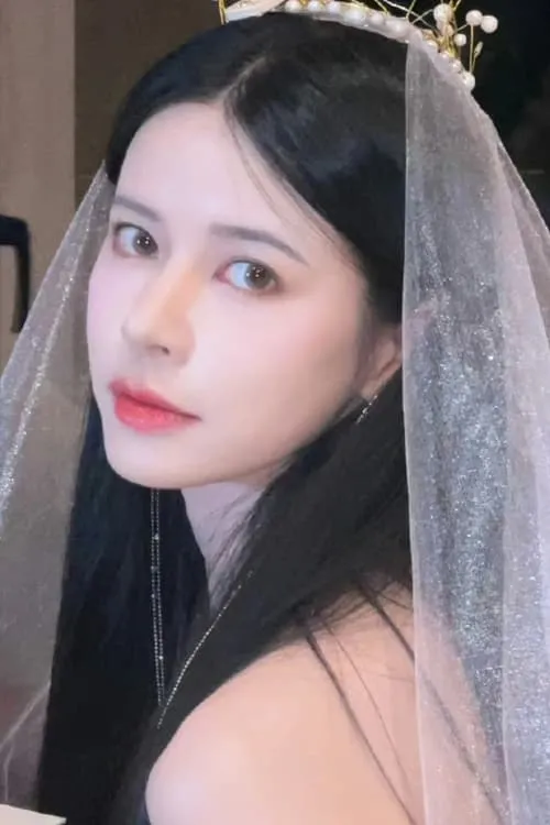 Sheng Wei — personaje: Gu Yue Hong