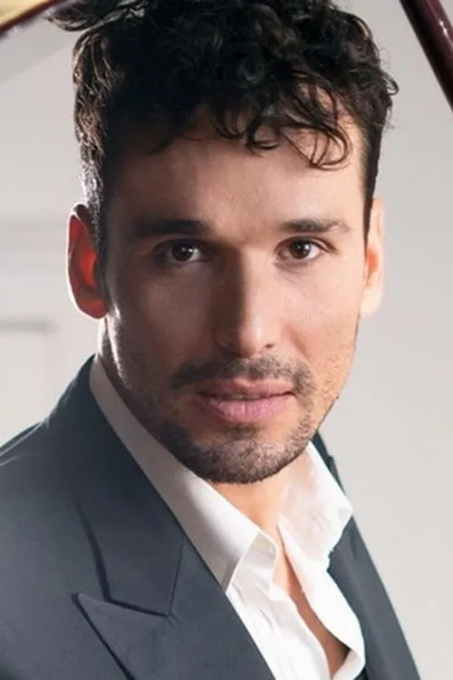 Yiftach Mizrahi ha trabajado con Shimi Goodman en 1 ocasiones