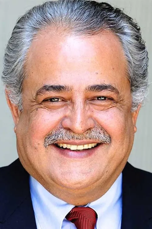 Shireesh Sharma interpretando a Sunaina's Father