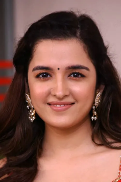 Shirley Setia en su biografía y filmografía