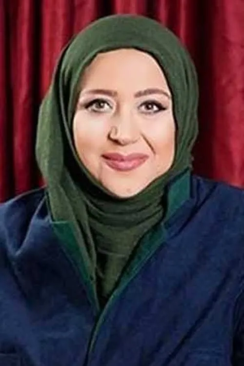 Shohreh Lorestani interpretando a