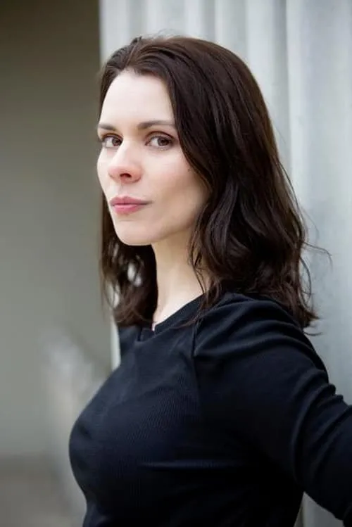 Sian Abrahams — personaje: Rose