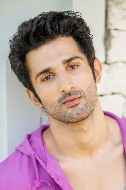 Sidhant Gupta — personaje: Jay Khanna