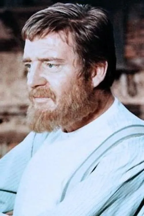 Siegfried Kilian interpretando a Lagerleiter