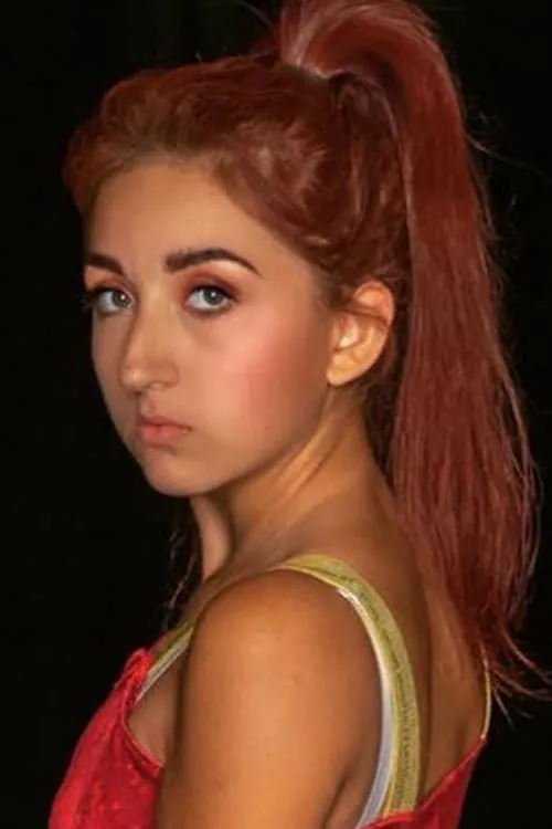 Kacee Carlisle ha trabajado con Sierra Cardenas en 1 ocasiones