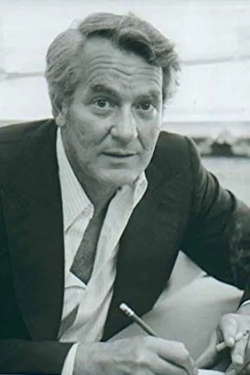 Sig Shore interpretando a Norman Shulman (as Mike Richards)