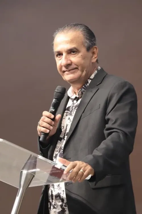 Sarah Maslin-Nir ha trabajado con Silas Malafaia en 1 ocasiones