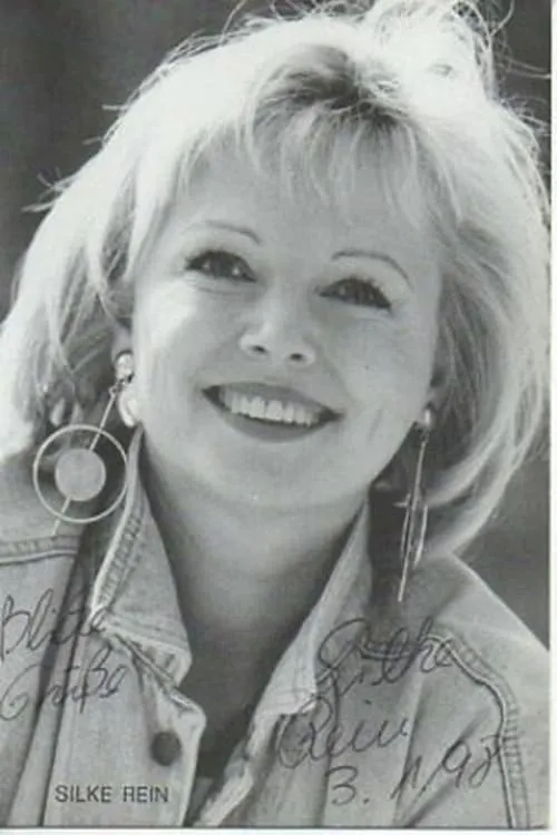 Silke Rein interpretando a Jennifer Bristow