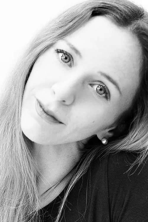 Lloyd Riggins ha trabajado con Silvia Azzoni en 2 ocasiones