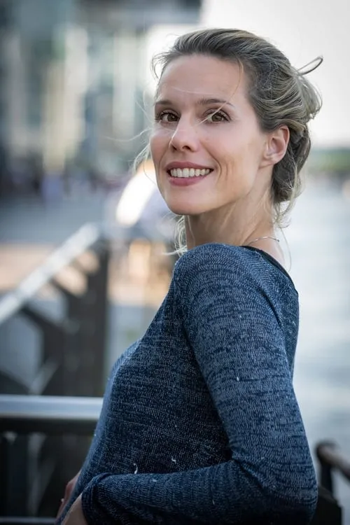 Silvia Maleen en su biografía y filmografía