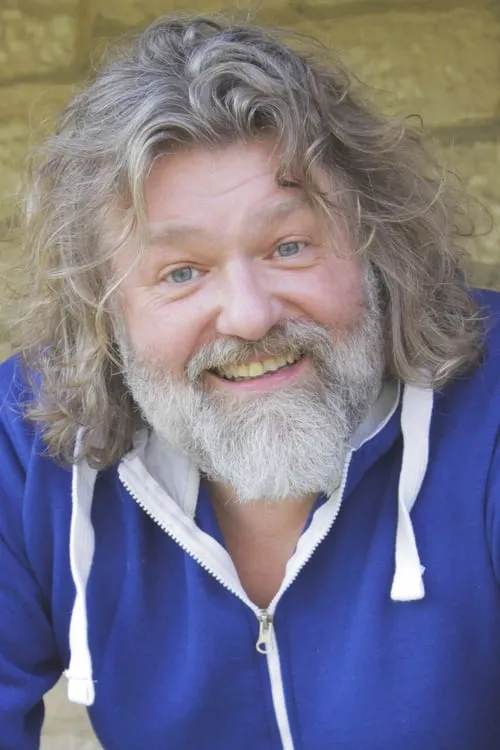 Simon King en su biografía y filmografía