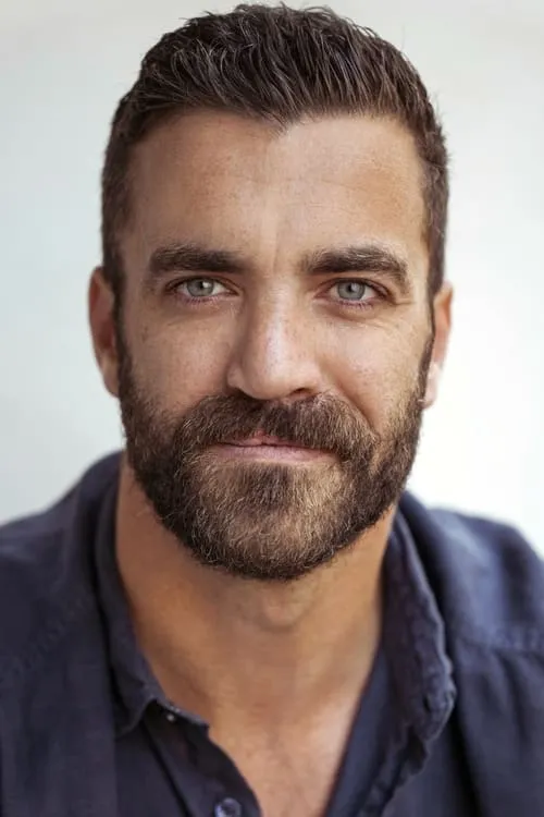 Michel Laliberté ha trabajado con Simon Valentin en 1 ocasiones