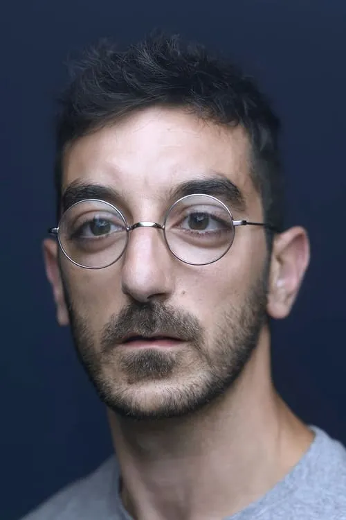 Athaya Mokonzi ha trabajado con Sipan Mouradian en 1 ocasiones