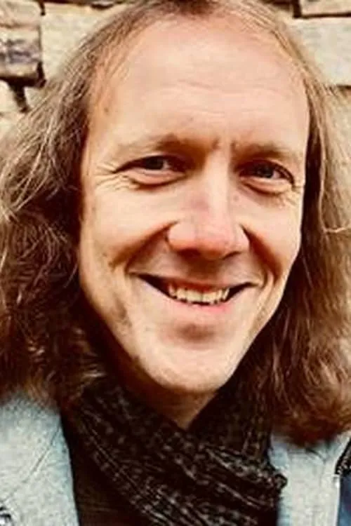 Lorenz Backman ha trabajado con Sipe Santapukki en 2 ocasiones