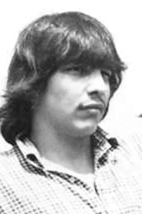 Emily Pearse ha trabajado con Skip Davidson en 1 ocasiones