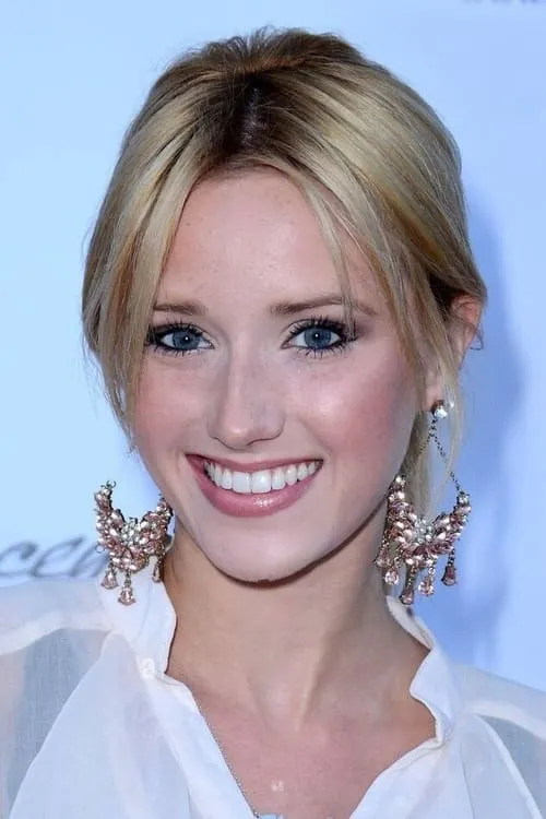 Sloane Avery interpretando a Sara