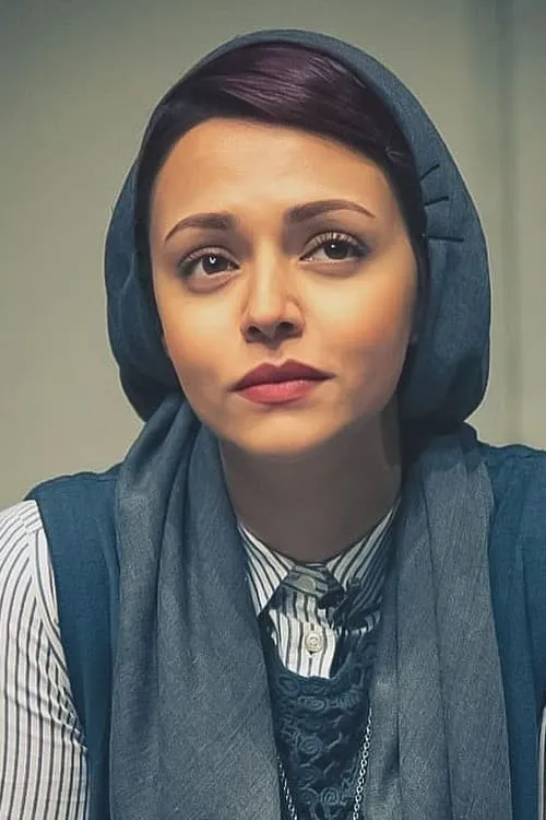 Sogol Khaligh — personaje: Nazanin Majd