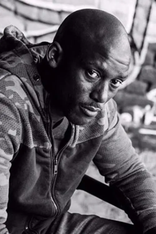 Mouloud Ayad ha trabajado con Sokem Ringuet en 1 ocasiones