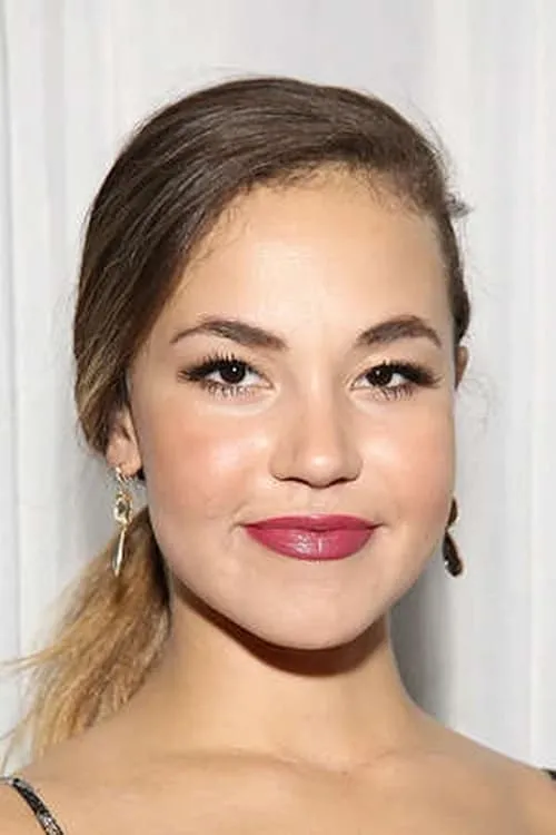 Solea Pfeiffer interpretando a Ophelia