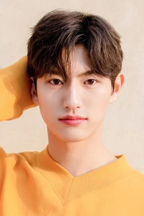 Son Hyun-woo — personaje: Kim Gang Wook