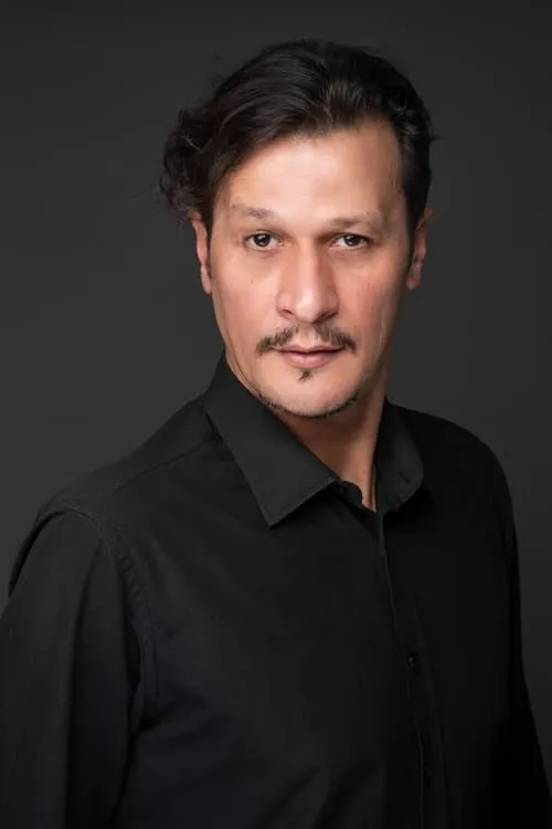 Sedef Sahin ha trabajado con Soner Türker en 1 ocasiones