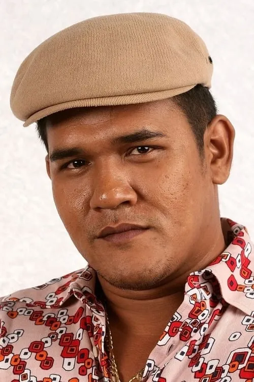 ???????? ?????????????? ha trabajado con Sonthaya Chitmanee en 1 ocasiones