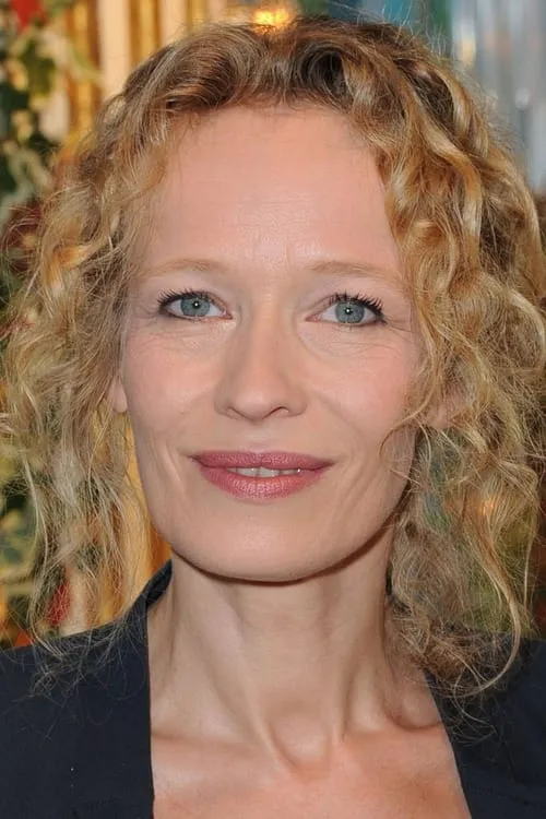 Sophie Broustal interpretando a Madre de Céline