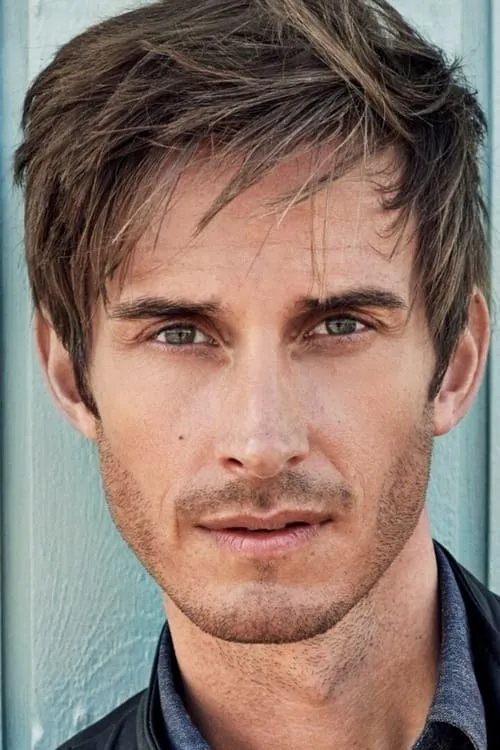 Søren Bregendal interpretando a