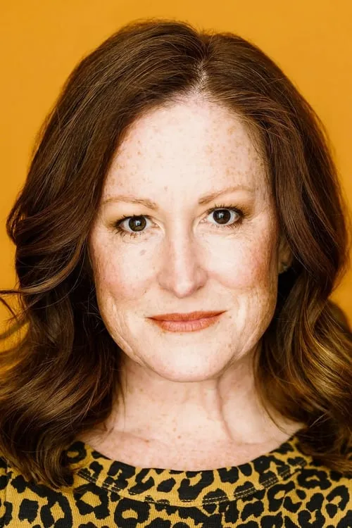 Stacey Moseley interpretando a Angela