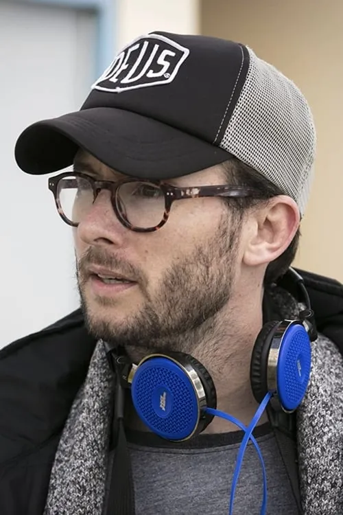 Michael Instone ha trabajado con Staten Cousins Roe en 1 ocasiones