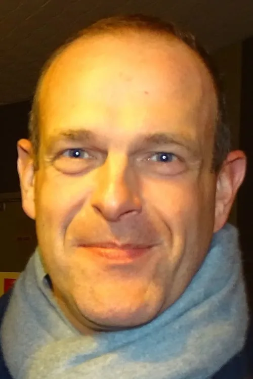 Pascal Perrineau ha trabajado con Steeve Briois en 1 ocasiones