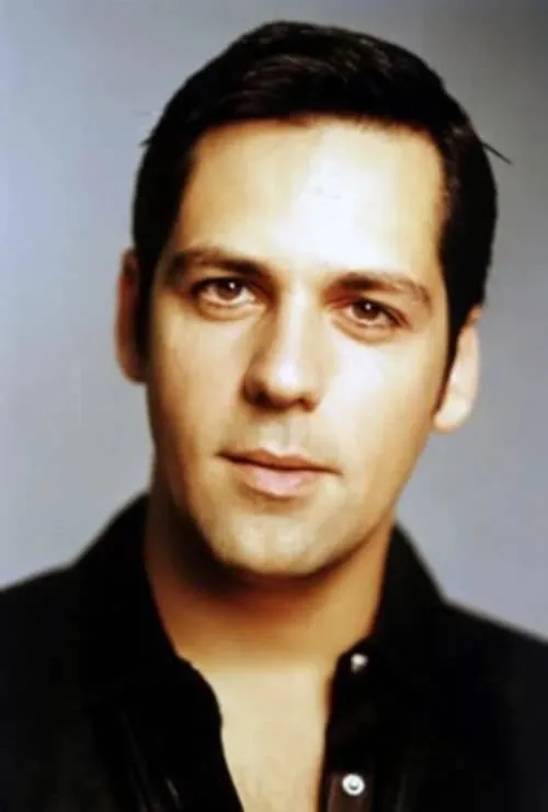 Ștefan Bănică Jr. — personaje: Orlando Popârlan